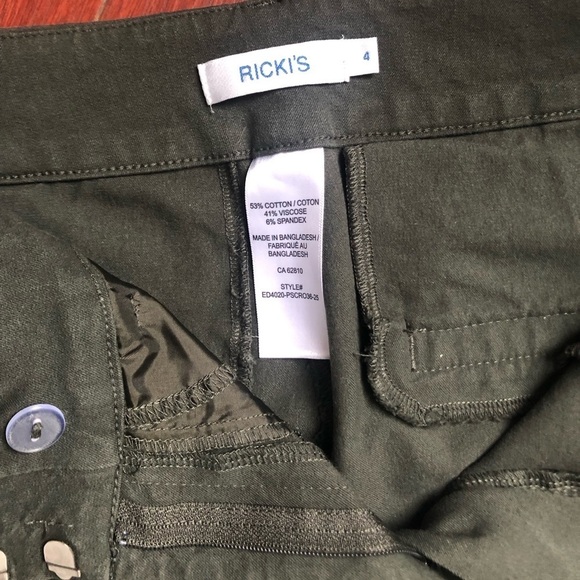 Ricky’s Khaki ankle taper cotton/viscose blend size 4 - Picture 5 of 10